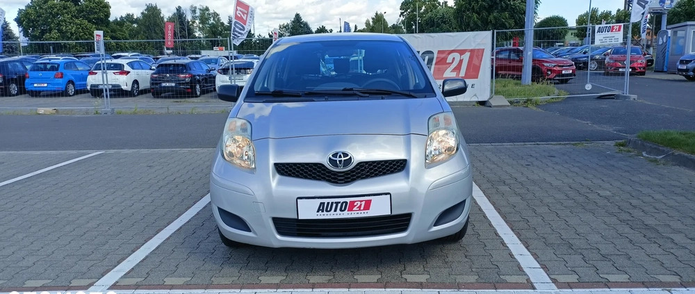 Toyota Yaris cena 22900 przebieg: 140649, rok produkcji 2011 z Międzyrzecz małe 466